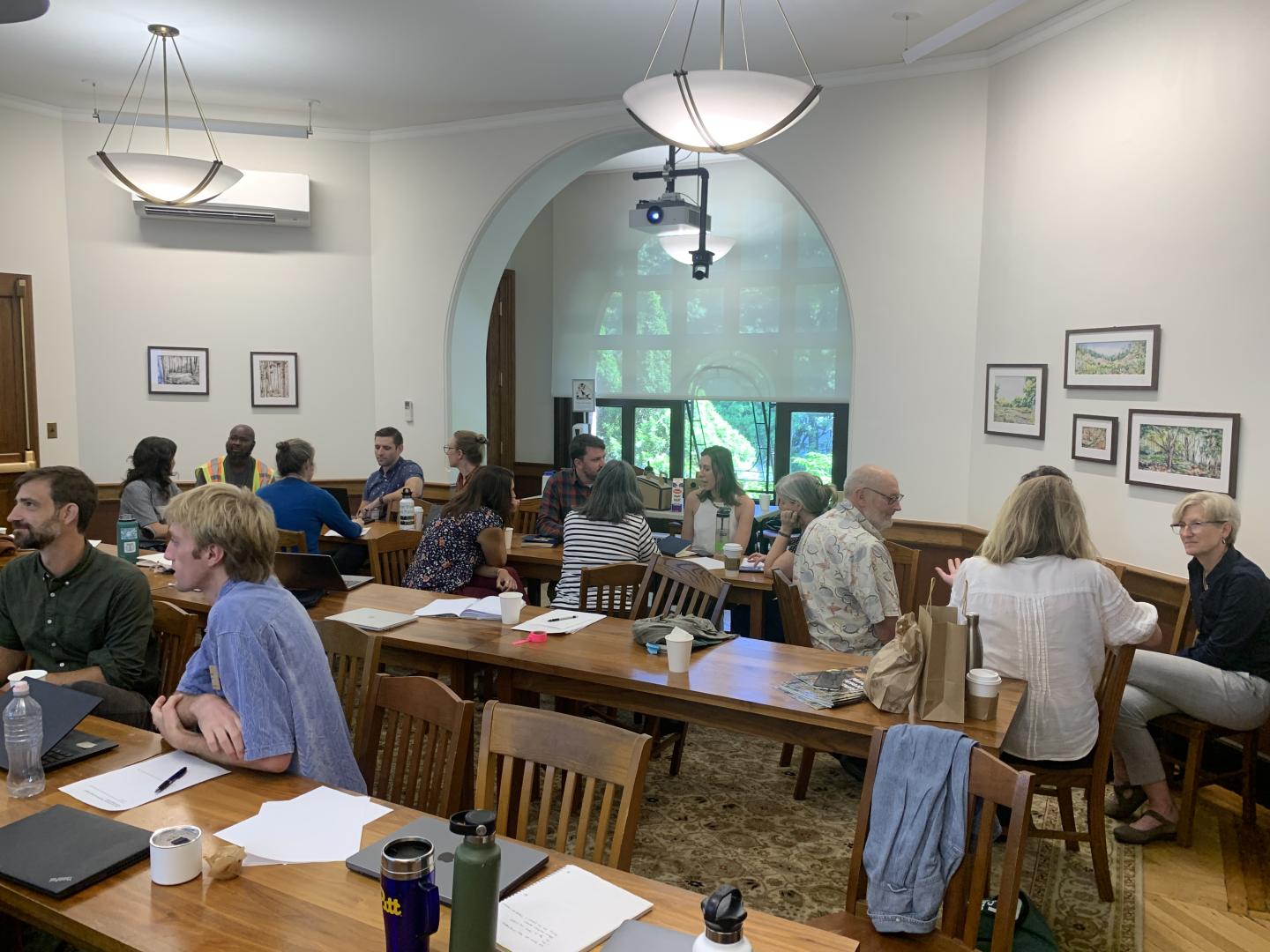 Meeting between practitioners in YSE Marsh Hall